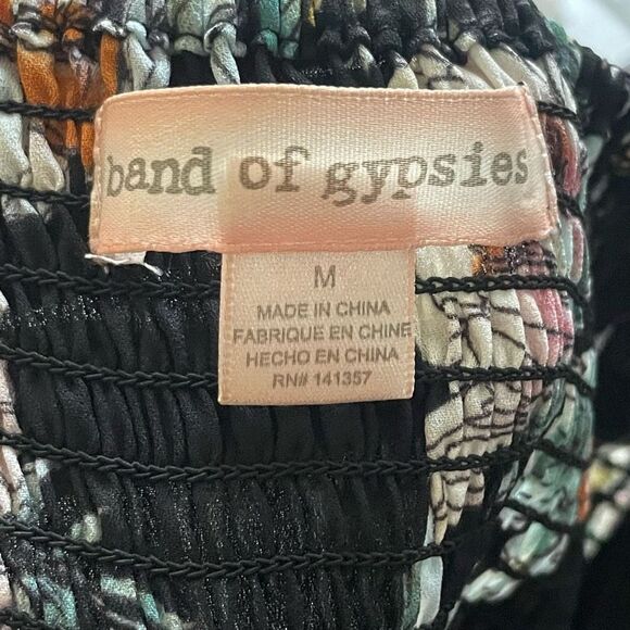 BAND OF GYPSIES Floral Halter Romper/ Dress, Lightweight, Size M - Picture 4 of 8